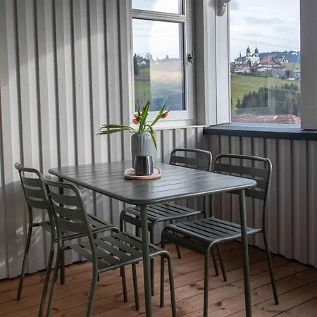 Vinzenz, Bildstein- Mit Privatem Ski- Und Fahrradraum Διαμέρισμα